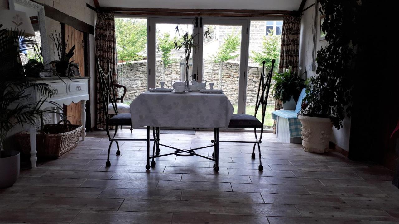 The Byre North End Farm Ashton Keynes Exterior foto